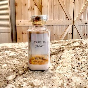 Bath & Body Works Cashmere Glow Body Lotion! NWT!